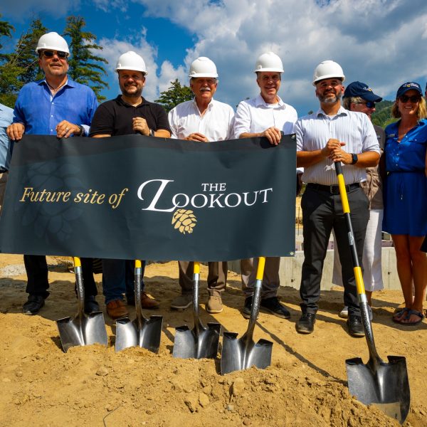 Tyler Fairbank, Todd Niemaszyk, Brian Fairbank, Ben Wilcox, Michele Jordan, Eileen Difeo, Joe Burns and Stefan Timbrell