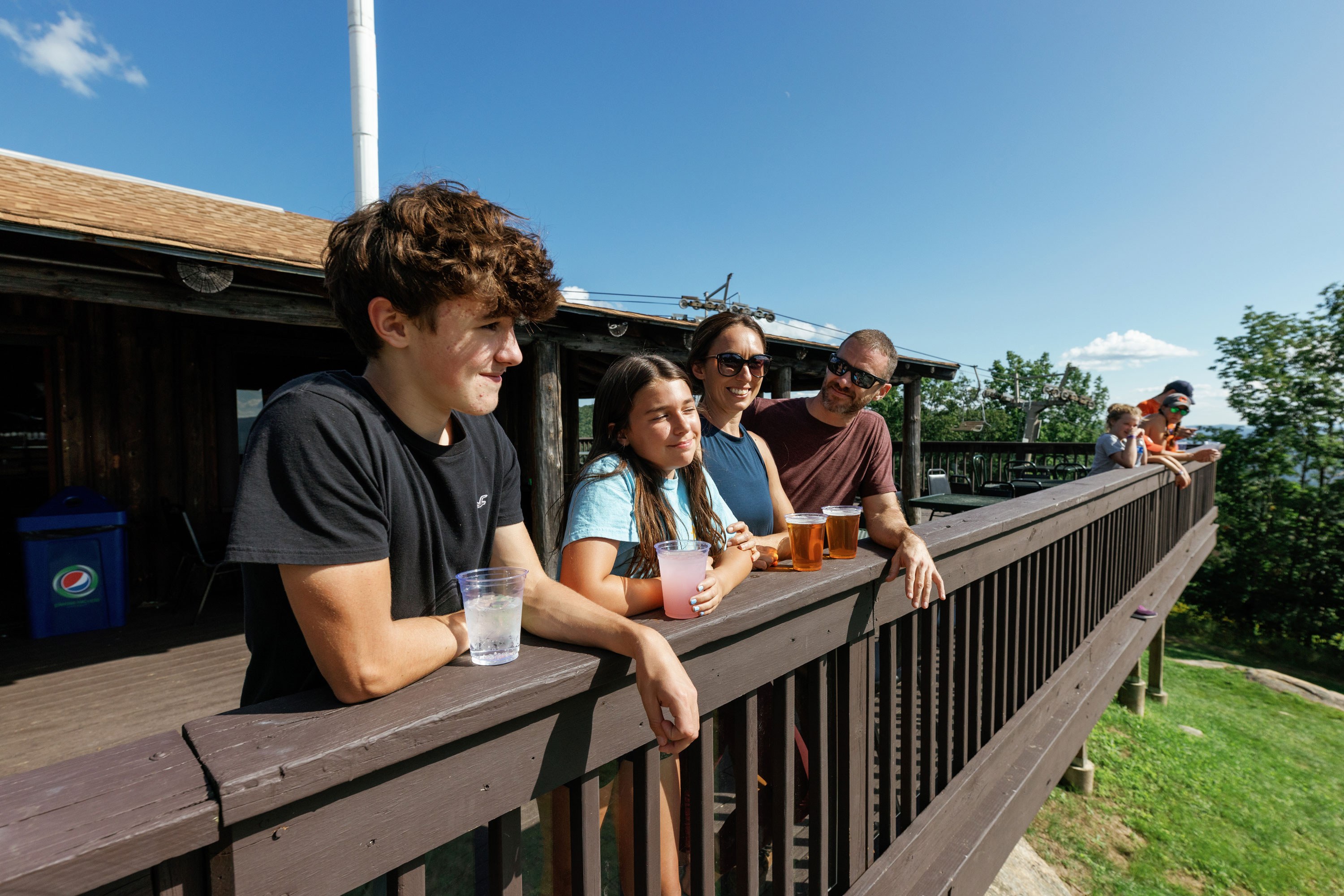 Meister Hut Railing Family